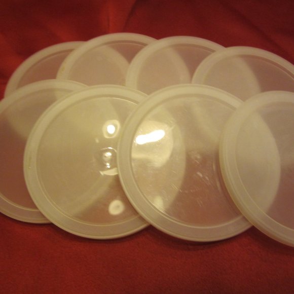 PLASTIC LIDS, 2 SETS, SET OF 8 AND A SET OF 4 - Picture 4 of 5